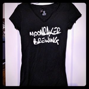 Moonraker Brewing women's v neck